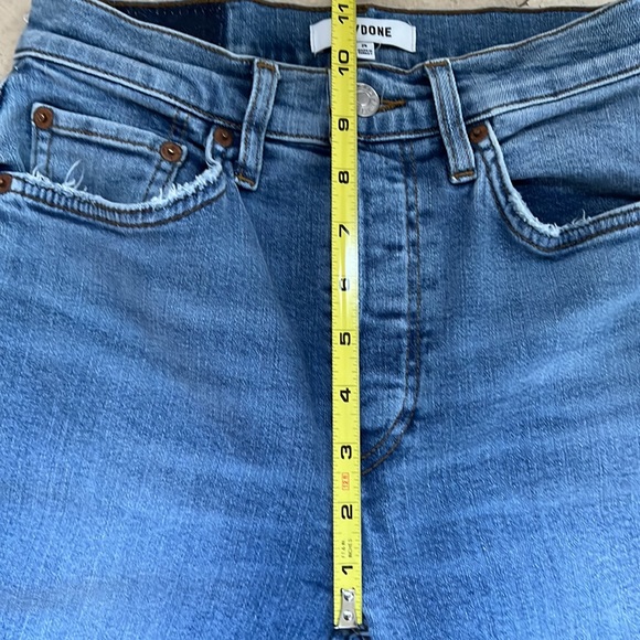 RE/DONE- 90’s High Rise Ankle Crop, button-fly, like new, hardly worn, size 25 - Picture 5 of 6